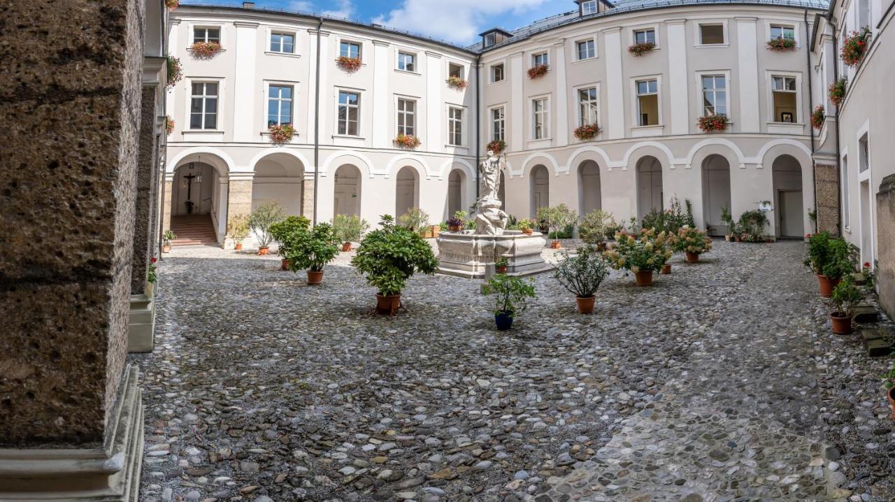 Gaestehaus Im Priesterseminar Salzburg Hotel Ngoại thất bức ảnh