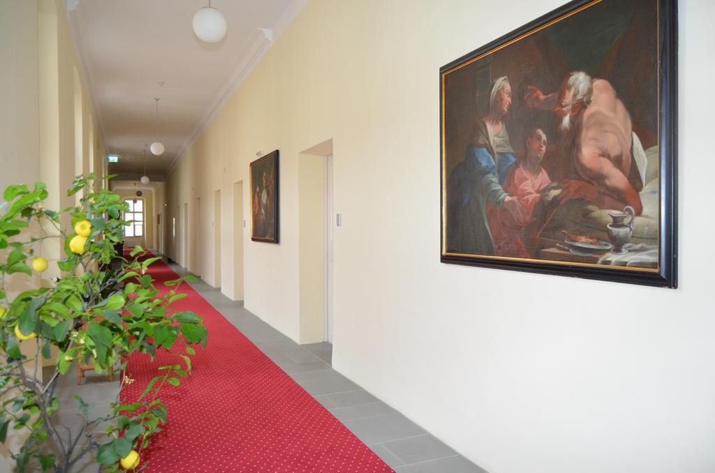 Gaestehaus Im Priesterseminar Salzburg Hotel Ngoại thất bức ảnh