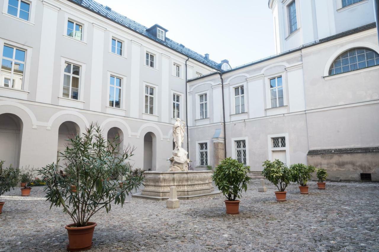 Gaestehaus Im Priesterseminar Salzburg Hotel Ngoại thất bức ảnh