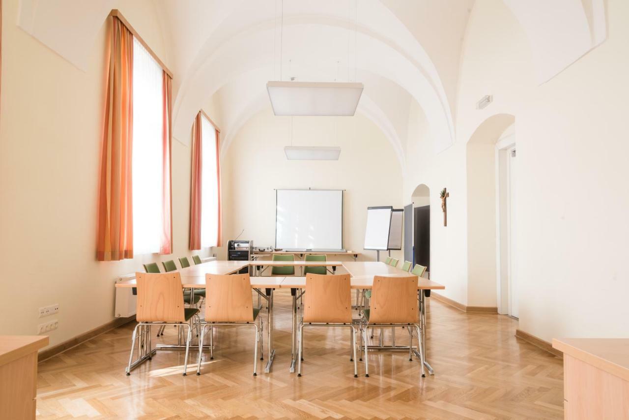 Gaestehaus Im Priesterseminar Salzburg Hotel Ngoại thất bức ảnh